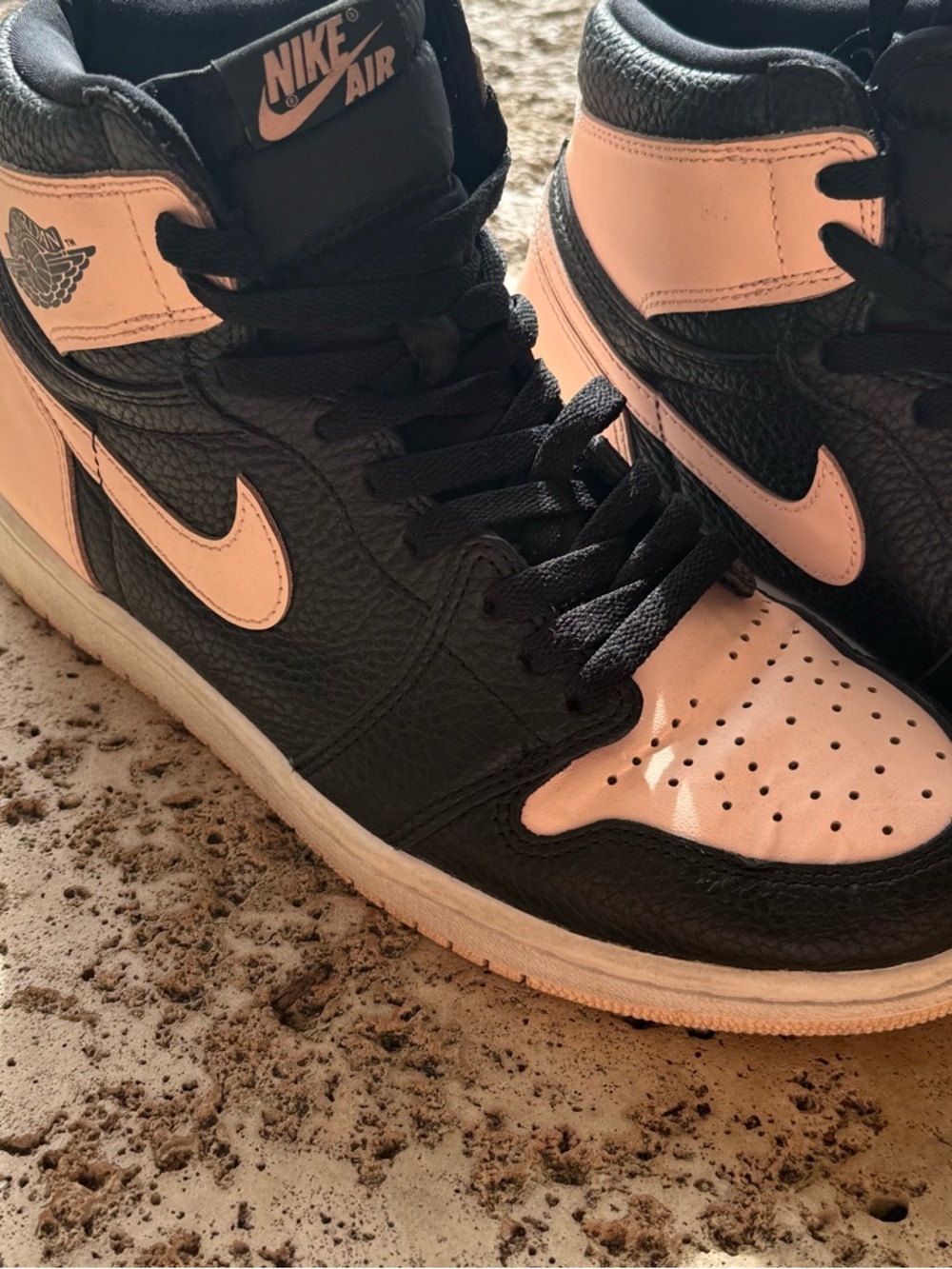 Nike Air Jordan 1 Mid Black Pink Mens 8 Womens 9.5 Sneakers